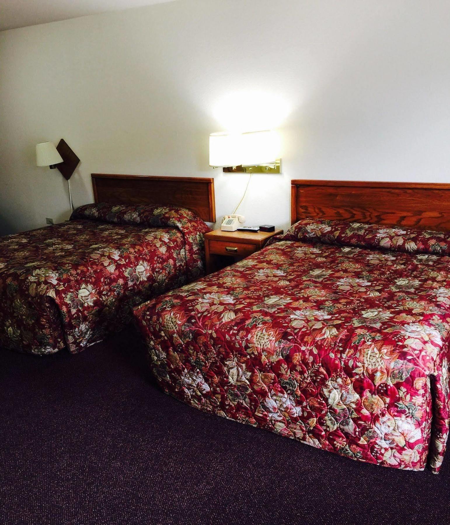 Royal Inn Lovelock 外观 照片